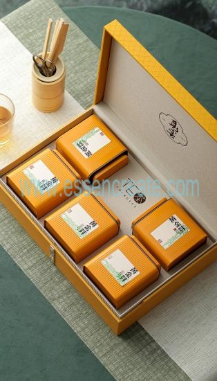 Golden Bud Gift Box With Five Small Jars